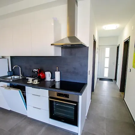 Hiza I アパート *