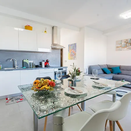 Hiza I Apartment Betina (Sibenik-Knin)