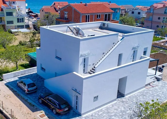 Hiza I Betina (Sibenik-Knin)