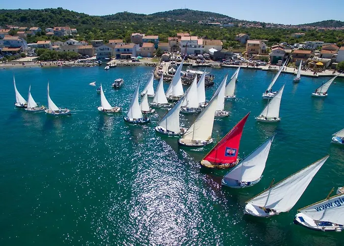 Hiza I Betina (Sibenik-Knin)