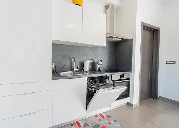 Hiza I Betina (Sibenik-Knin)